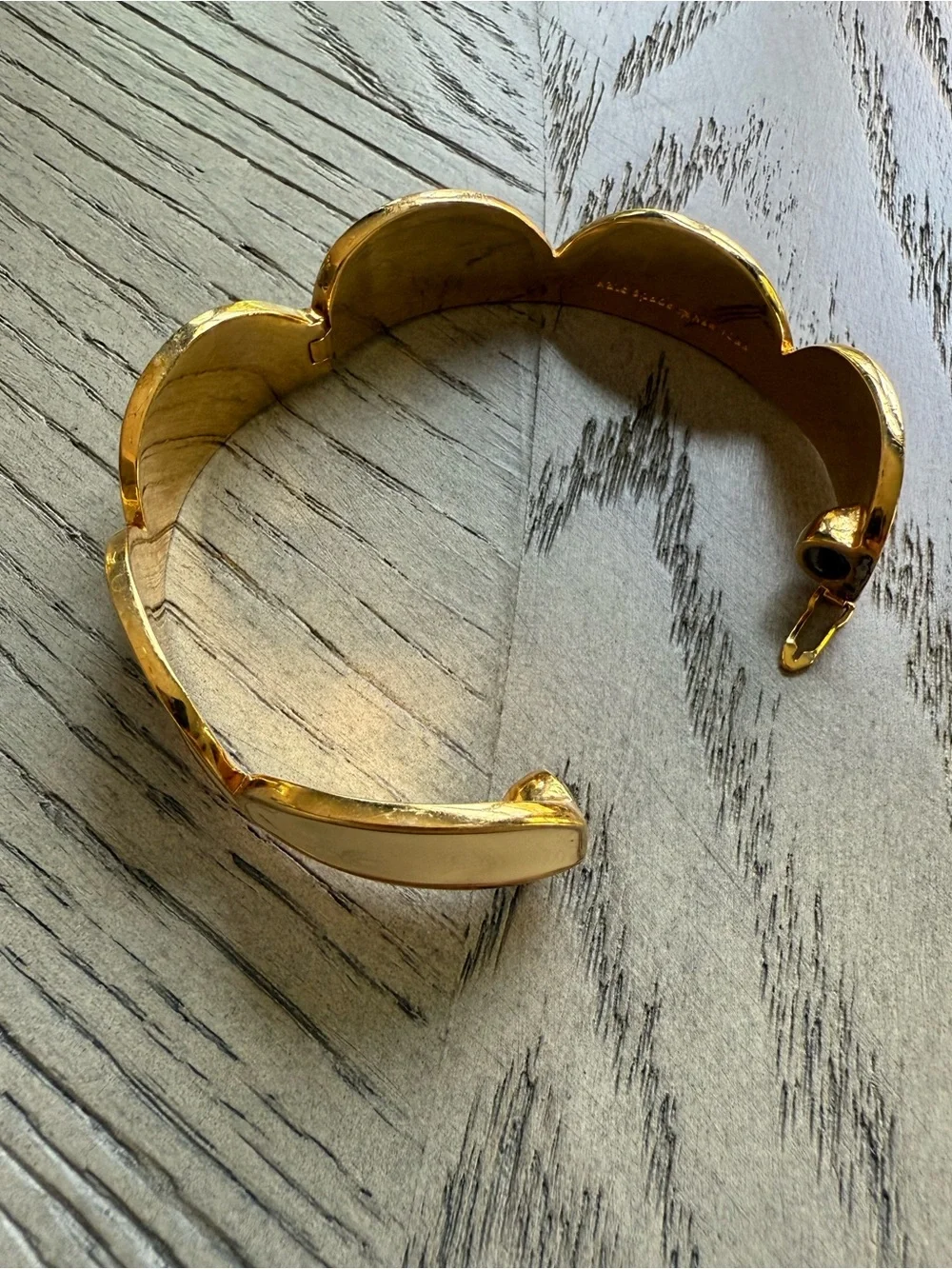 kate spade Gold Scalloped Bangle Bracelet